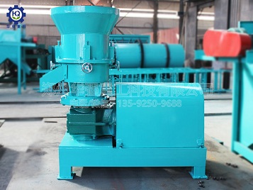 雨天有機肥設(shè)備維護